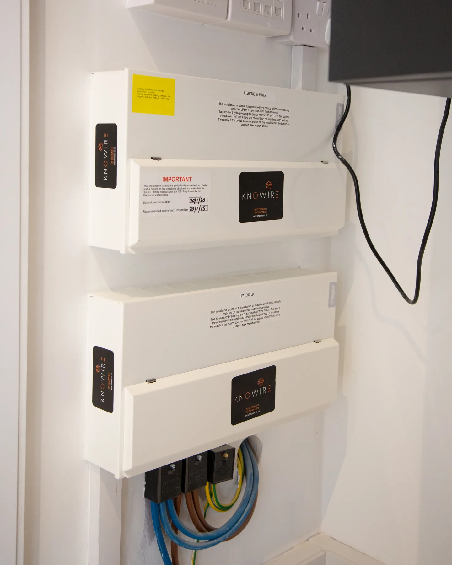 Distribution-board inspection during a commercial EICR